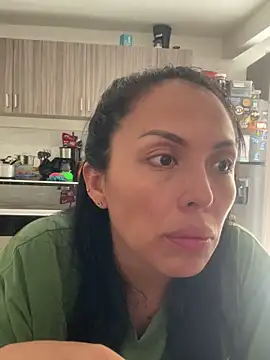 Emma Sanz   online show from 03/07/26, 06:49