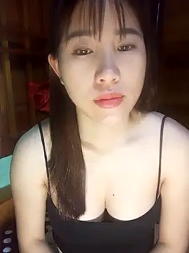 Yui-Ch1682 online show from 02/20/26, 12:29