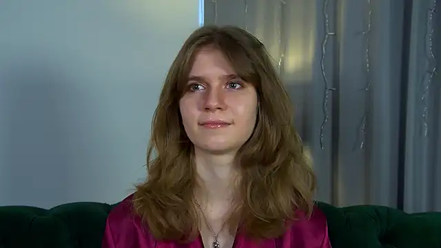 MilaMaelis online show from 04/11/26, 07:45