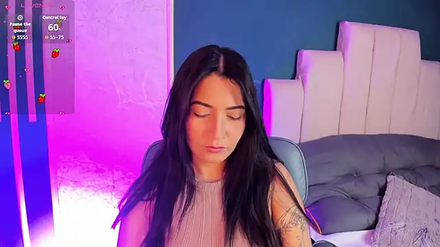 Adrienne   online show from 04/06/26, 05:36