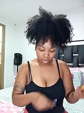 Destiny Storm online show from 02/11/26, 05:01