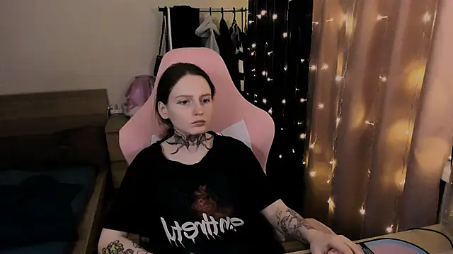 Onyxix online show from 03/16/26, 06:01