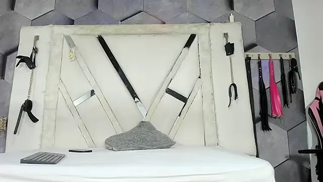 GoldenBoyM online show from 03/07/26, 02:41