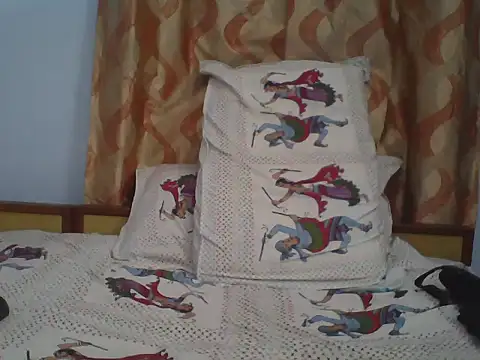 Snapshot of Dadbigboy chatting on 02/11/26, 04:23 Dadbigboy online show from 02/11/26, 04:23