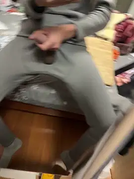 freshstudent online show from 02/12/26, 02:34