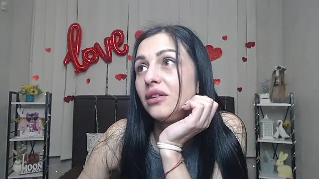 EvaClarkk online show from 05/01/26, 05:45