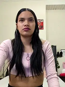 Julieta Parker online show from 02/05/26, 02:43