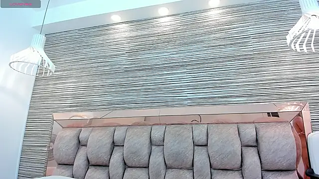 rossy roose online show from 02/25/26, 07:12