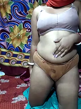 Snapshot of Tiay_009 chatting on 02/18/26, 03:52 Tiay 009 online show from 02/18/26, 03:52