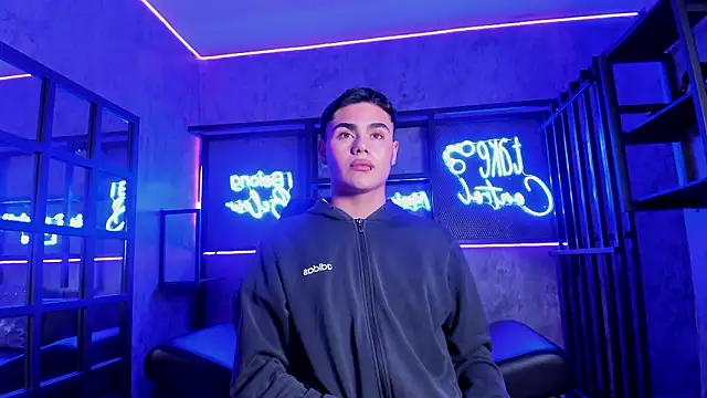 Snapshot of FemNoa chatting on 02/23/26, 01:08 FemNoa online show from 02/23/26, 01:08