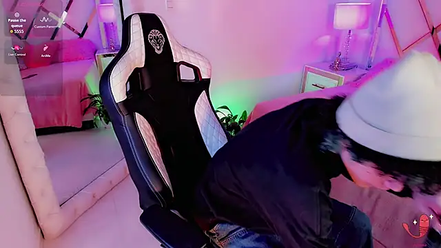 thanier 18 online show from 02/24/26, 07:34