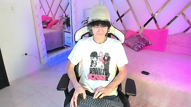 thanier 18 online show from 02/25/26, 07:12