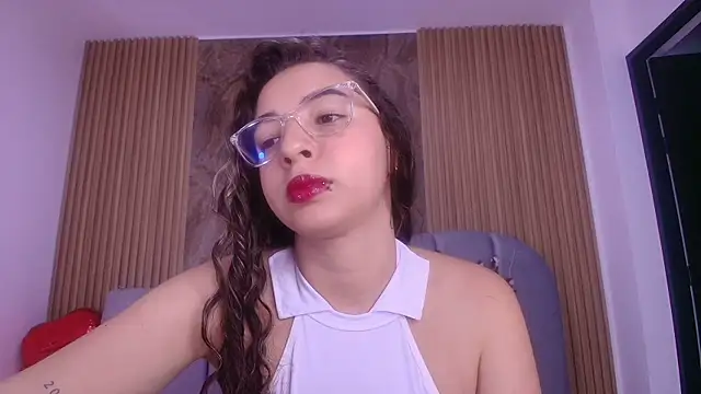 Snapshot of sarita_blondi chatting on 05/02/26, 11:59 sarita blondi online show from 05/02/26, 11:59