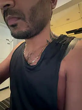 Snapshot of DaggerTie chatting on 02/09/26, 04:44 DaggerTie online show from 02/09/26, 04:44