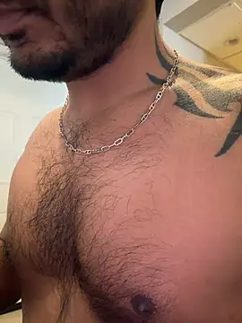 Snapshot of DaggerTie chatting on 03/03/26, 05:52 DaggerTie online show from 03/03/26, 05:52