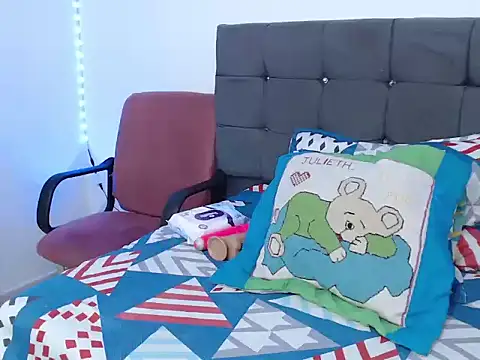 Snapshot of latin_riahnna_jp chatting on 02/11/26, 11:26 latin riahnna jp online show from 02/11/26, 11:26