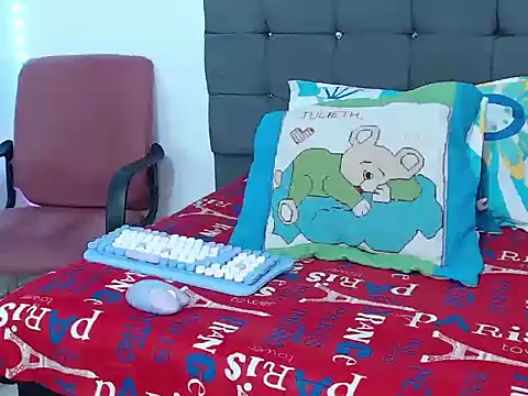 Snapshot of latin_riahnna_jp chatting on 02/23/26, 12:02 latin riahnna jp online show from 02/23/26, 12:02