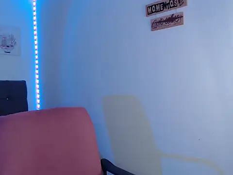 Snapshot of latin_riahnna_jp chatting on 03/18/26, 02:26 latin riahnna jp online show from 03/18/26, 02:26