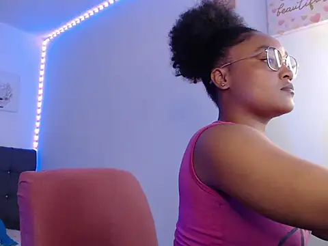 Snapshot of latin_riahnna_jp chatting on 04/09/26, 03:28 latin riahnna jp online show from 04/09/26, 03:28