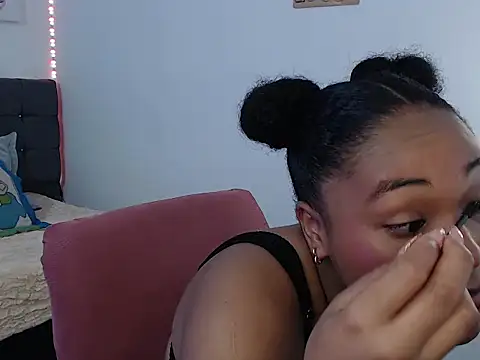 Snapshot of latin_riahnna_jp chatting on 04/12/26, 03:00 latin riahnna jp online show from 04/12/26, 03:00