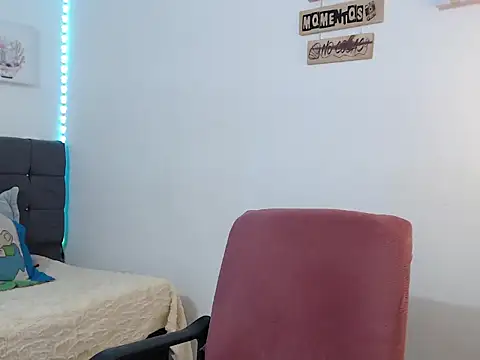 Snapshot of latin_riahnna_jp chatting on 04/21/26, 09:06 latin riahnna jp online show from 04/21/26, 09:06