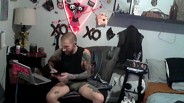 Snapshot of F_D_R_ chatting on 02/13/26, 11:23 F D R online show from 02/13/26, 11:23