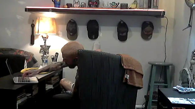 Snapshot of F_D_R_ chatting on 03/19/26, 05:33 F D R online show from 03/19/26, 05:33