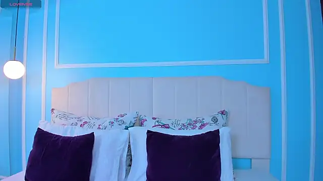 Snapshot of ashley_foox chatting on 02/11/26, 03:00 ashley foox online show from 02/11/26, 03:00