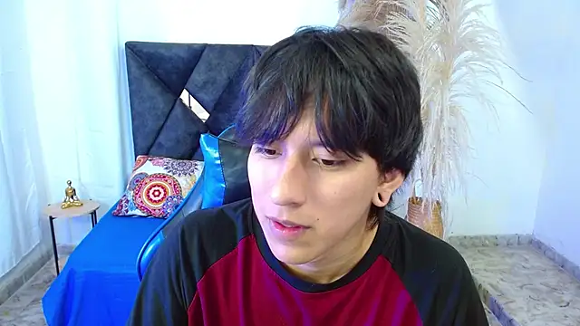 Snapshot of nikoo_18 chatting on 03/07/26, 01:52 nikoo 18 online show from 03/07/26, 01:52