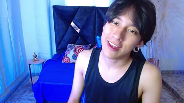 Snapshot of nikoo_18 chatting on 03/24/26, 02:22 nikoo 18 online show from 03/24/26, 02:22