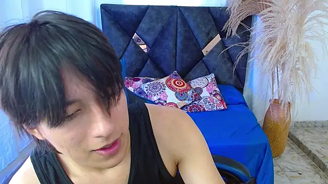 Snapshot of nikoo_18 chatting on 03/30/26, 02:07 nikoo 18 online show from 03/30/26, 02:07