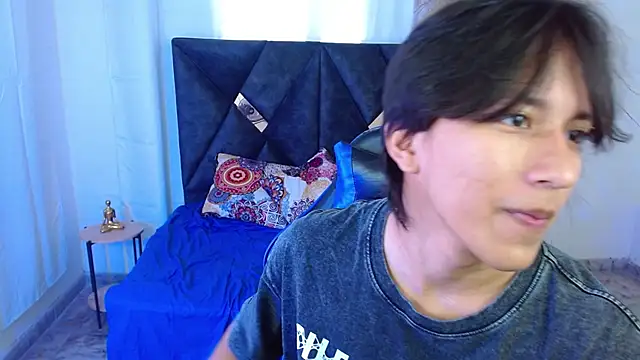 Snapshot of nikoo_18 chatting on 04/09/26, 03:06 nikoo 18 online show from 04/09/26, 03:06