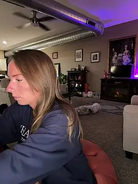 mooviebaby online show from 02/26/26, 01:26