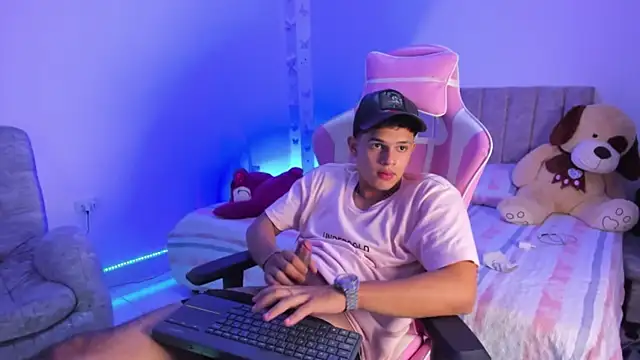 Adrian Prime  online show from 04/15/26, 07:58