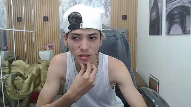 Snapshot of Asher_costa chatting on 04/14/26, 10:16 Asher costa online show from 04/14/26, 10:16