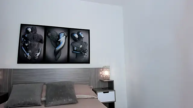 Snapshot of Dulce_M_ chatting on 04/14/26, 07:53 Dulce M online show from 04/14/26, 07:53