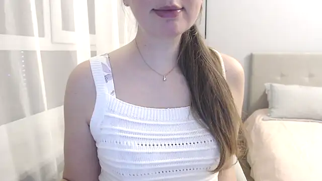 Tasiya online show from 04/17/26, 07:39