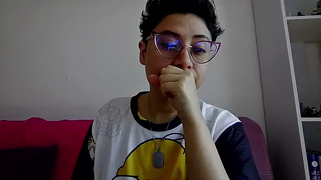 Juliexxxxtasy online show from 02/11/26, 01:38