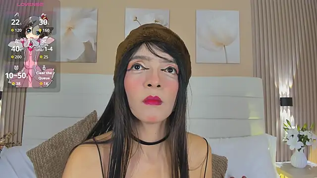 Snapshot of LisaLain chatting on 05/22/26, 12:11 LisaLain online show from 05/22/26, 12:11