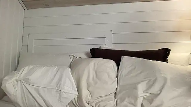 Snapshot of NoahhSkye chatting on 02/09/26, 09:19 NoahhSkye online show from 02/09/26, 09:19