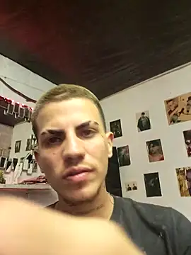 Snapshot of paul-mendezx chatting on 03/17/26, 05:22 paul-mendezx online show from 03/17/26, 05:22