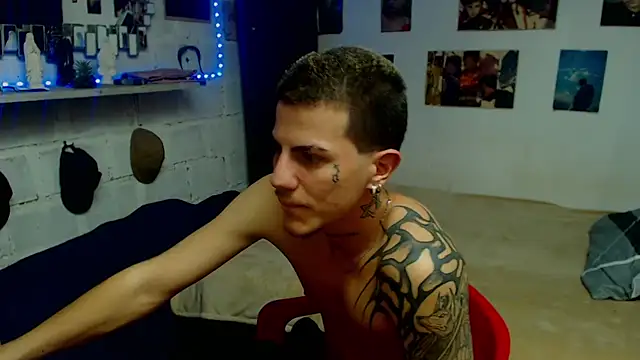 Snapshot of paul-mendezx chatting on 03/31/26, 05:35 paul-mendezx online show from 03/31/26, 05:35