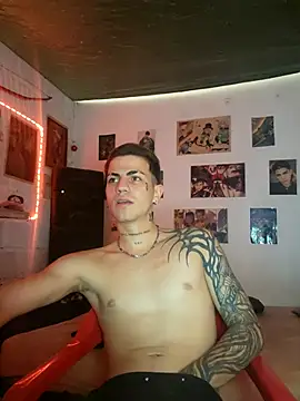 Snapshot of paul-mendezx chatting on 04/16/26, 06:30 paul-mendezx online show from 04/16/26, 06:30