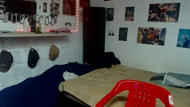 Snapshot of paul-mendezx chatting on 04/17/26, 03:37 paul-mendezx online show from 04/17/26, 03:37