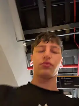 ARON LUXX online show from 08/01/26, 04:39