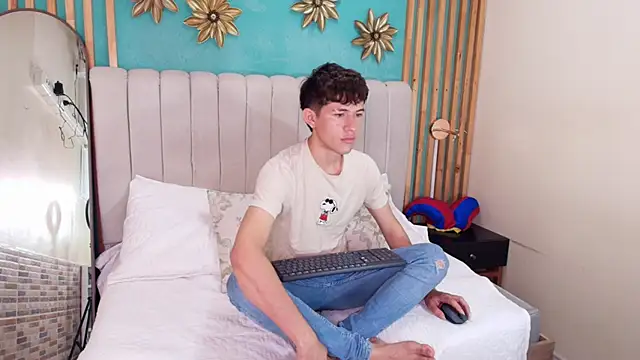 Christian Foxx online show from 03/22/26, 02:20