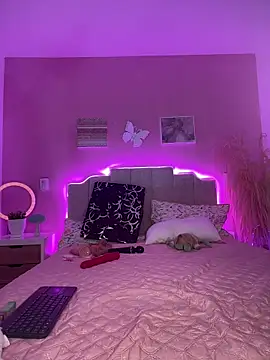 Snapshot of SofiaSiren chatting on 03/15/26, 02:06 SofiaSiren online show from 03/15/26, 02:06