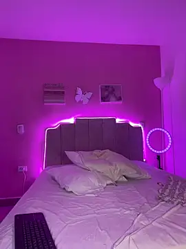 Snapshot of SofiaSiren chatting on 03/31/26, 02:02 SofiaSiren online show from 03/31/26, 02:02