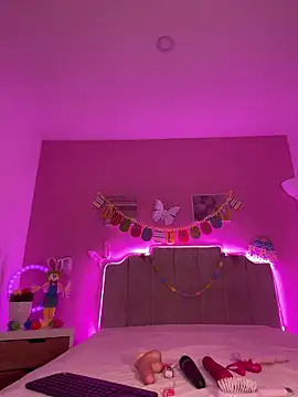 Snapshot of SofiaSiren chatting on 04/04/26, 02:10 SofiaSiren online show from 04/04/26, 02:10