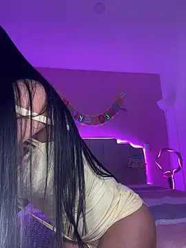 Snapshot of SofiaSiren chatting on 04/05/26, 02:09 SofiaSiren online show from 04/05/26, 02:09